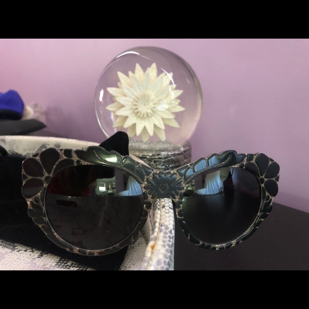 Dolce & Gabbana beautiful black sunglasses